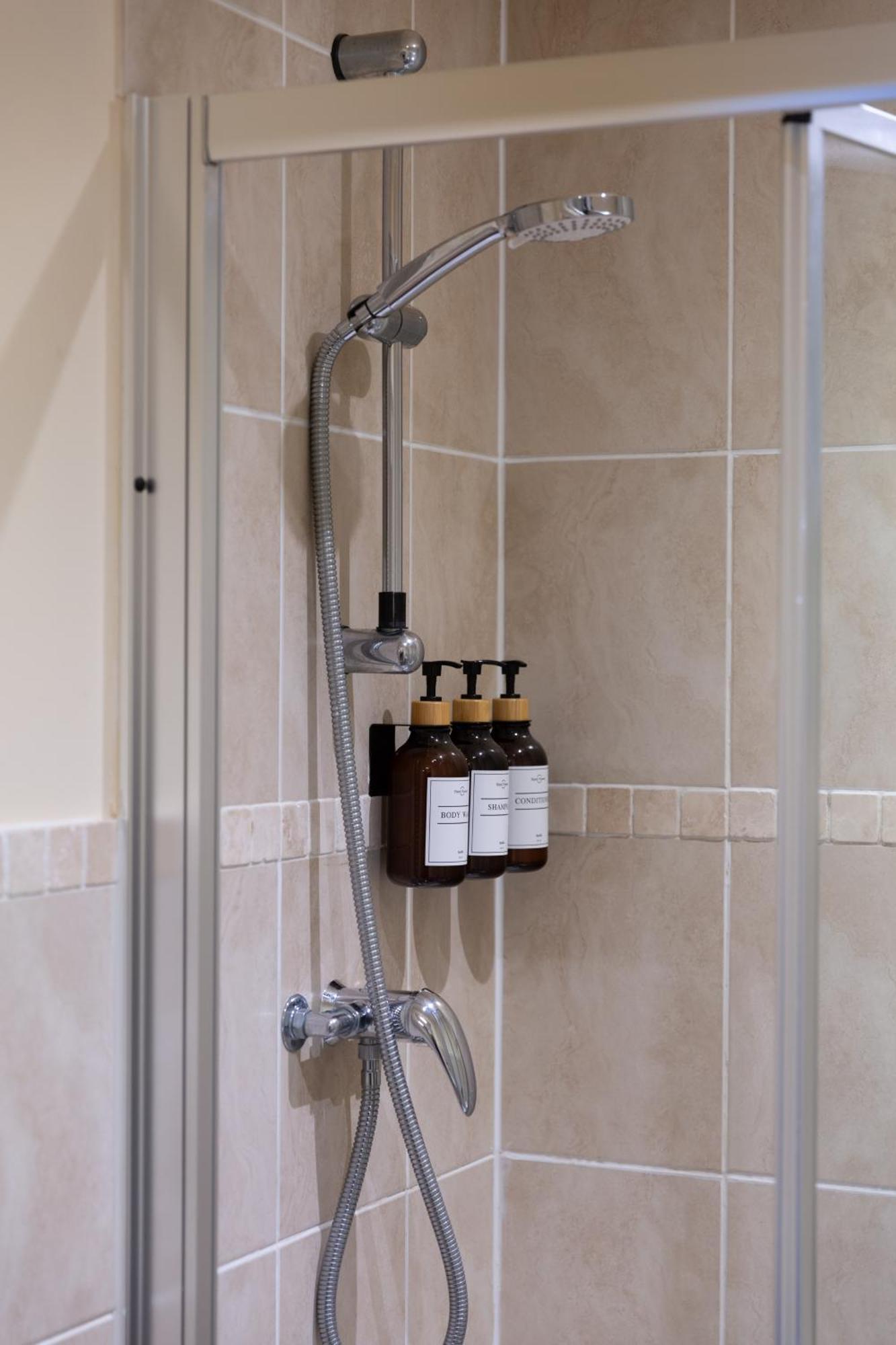 Bootham Court Grade II Duplex Apartment With Free Parking & Wi-Fi - Sleeps 2-6 People York Exteriér fotografie