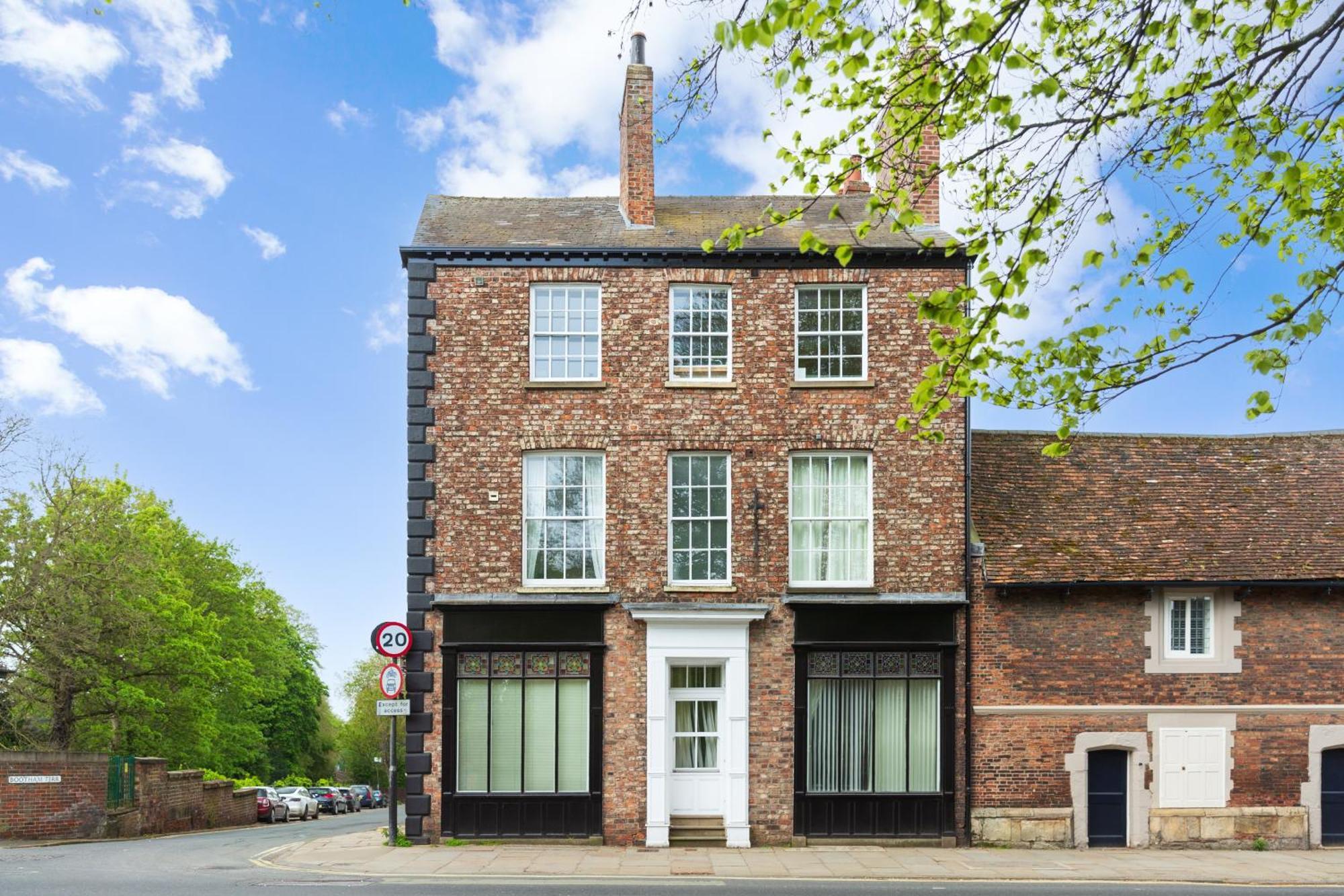 Bootham Court Grade II Duplex Apartment With Free Parking & Wi-Fi - Sleeps 2-6 People York Exteriér fotografie